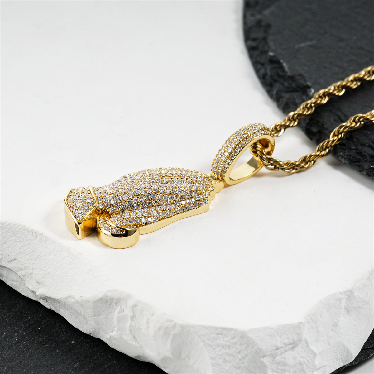 2.5ct Echo of Heaven Starlit Prayer Pendant Praying Hands Pendant Necklace Jewelry Copper