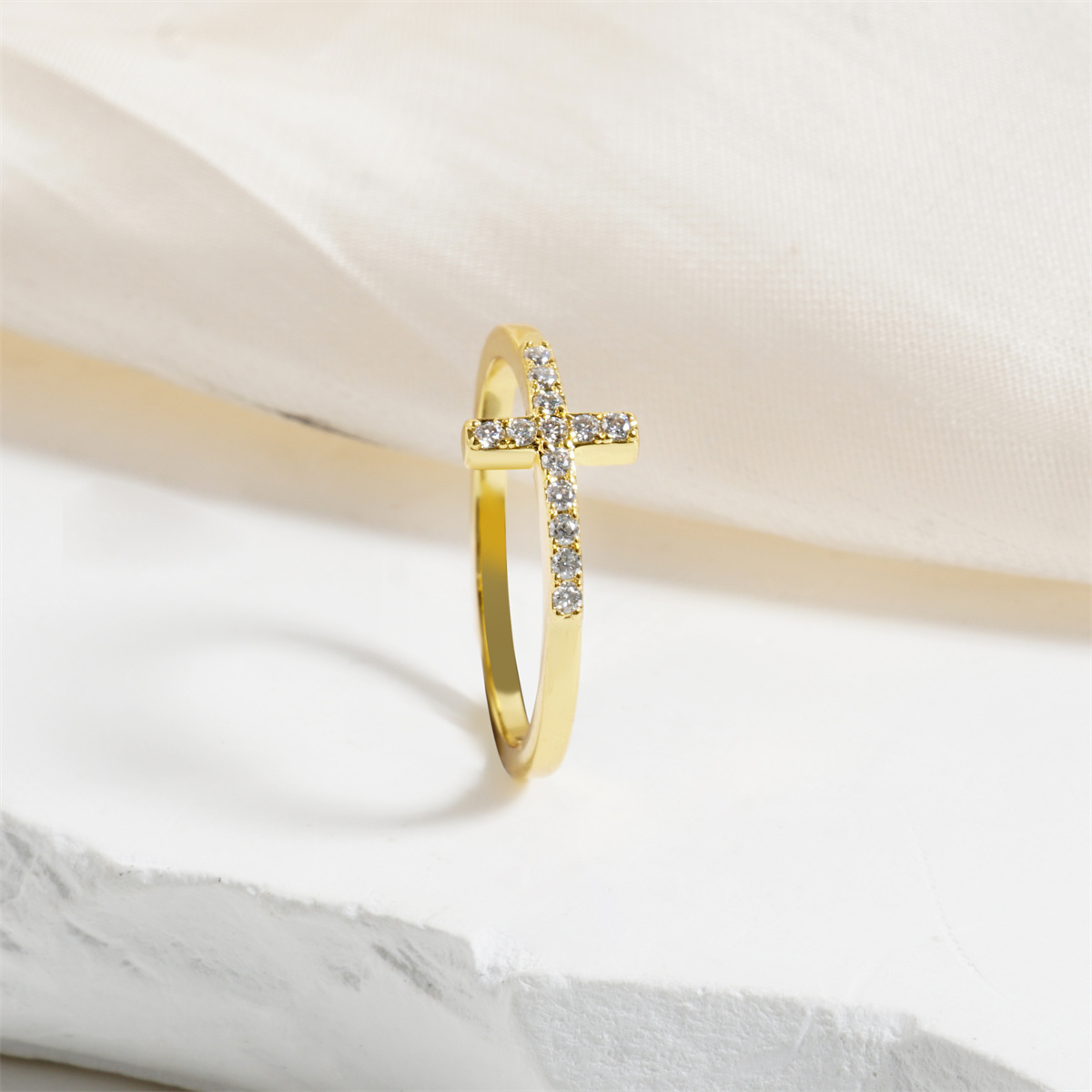 0.1ct Cross Ring Eternal Intersection Ring Band for Her Infinity Wedding Band Ring D Color VVS Synthetic Moissanite Ring Jewelry S925/Copper Band