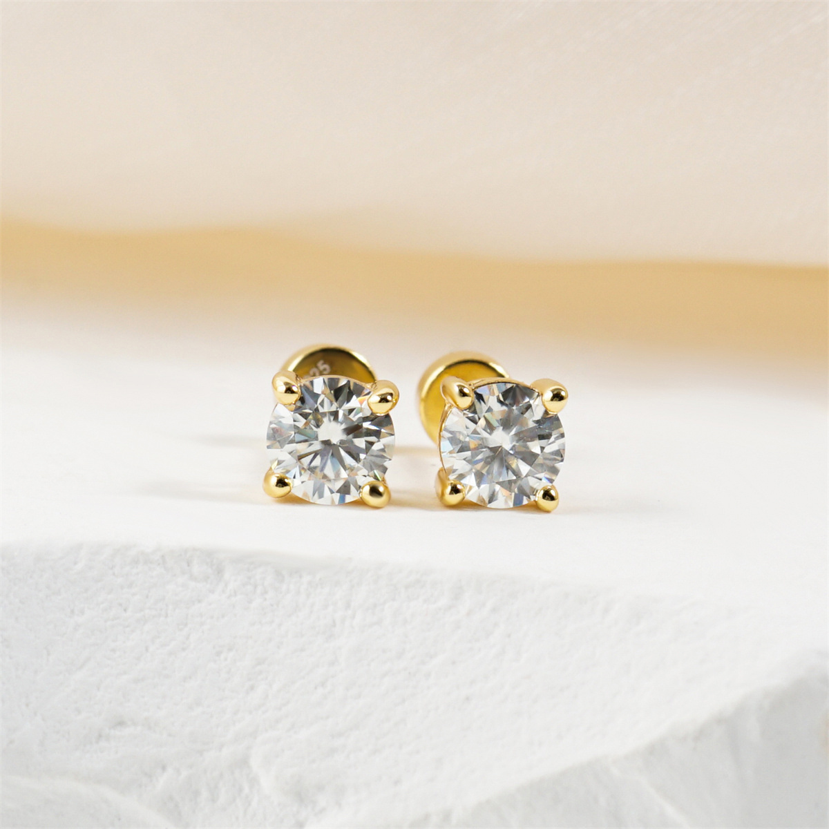 Parallel Dream Solitaire Four-Prong Stud Earrings Flat Back Earrings Screw-on Synthetic Moissanite Earrings Jewelry S925 Sterling Silver Studs