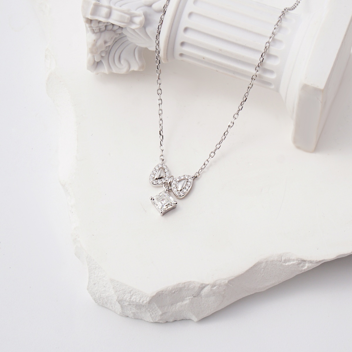 Bowknot Necklace Asscher Square Chain VVS Synthetic Moissanite S925 Chain