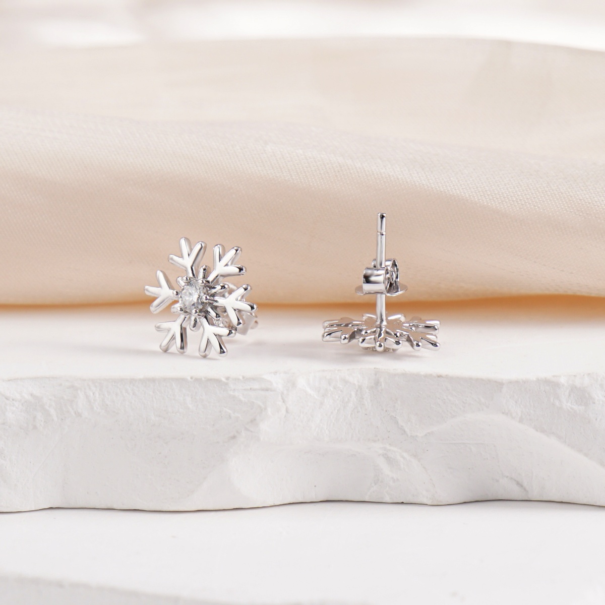 Delzzad Romantic Icy Snowflake Stud Earrings Synthetic Moissanite S925 Earring Jewelry Perfect Birthday Engagement Anniversary Christmas Gift