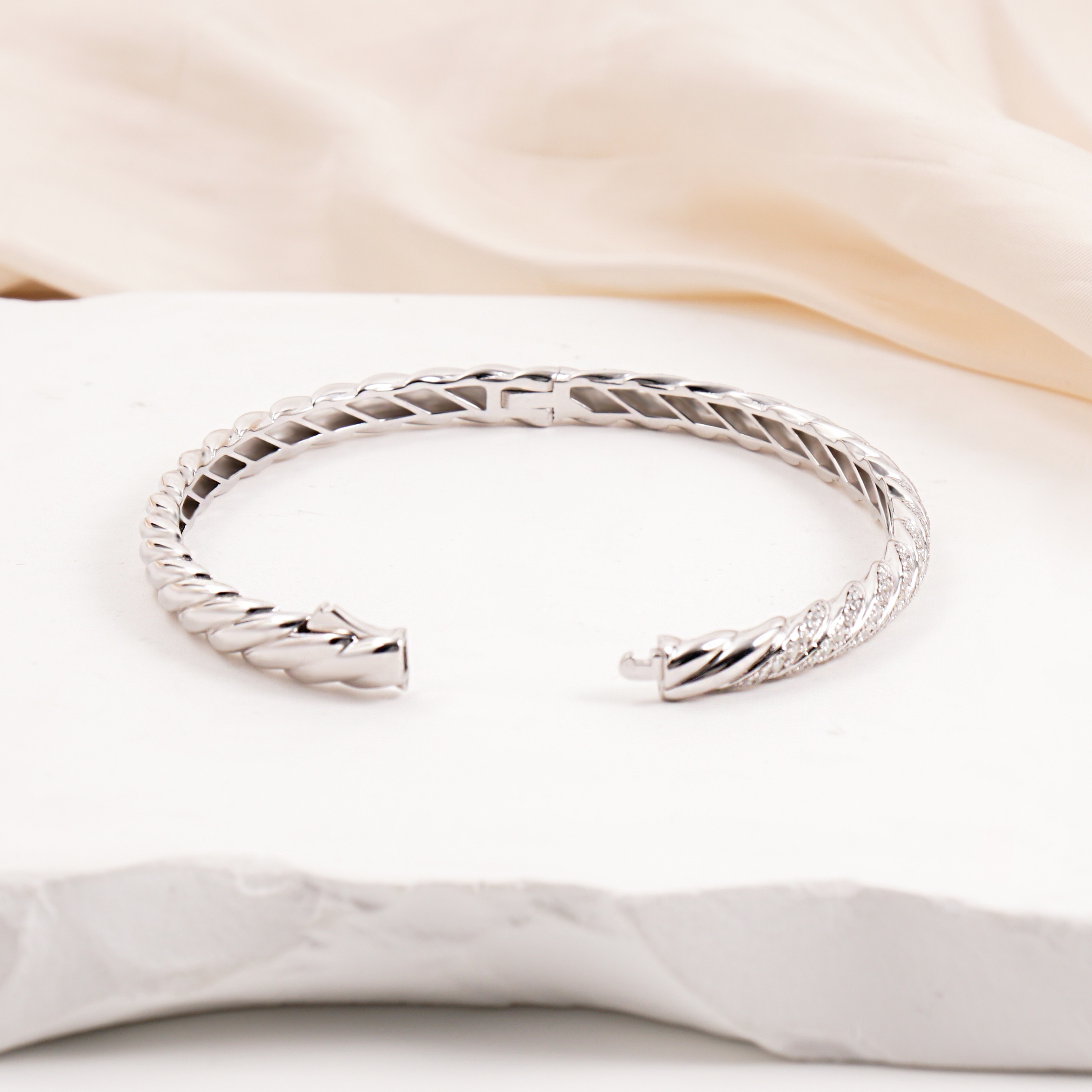 1.2ct Sculpted Cable Bangle Twisted Bangle Bracelet Synthetic Moissanite/Zirconia Bangle S925/Copper