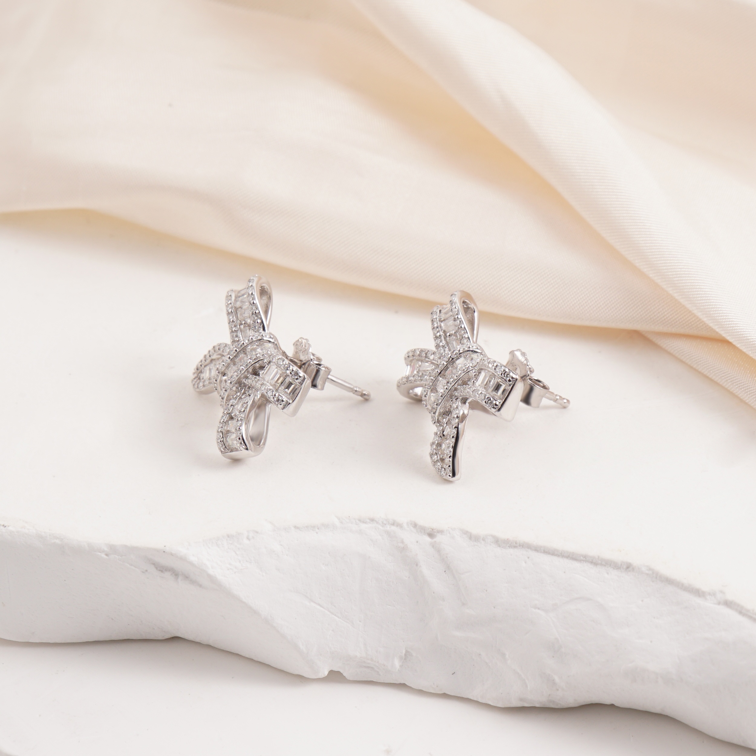 Delzzad Bow Stud Earrings Bow-knot Earrings Synthetic Moissanite S925 Stud Earrings Jewelry Perfect Birthday Mother??s Day Christmas Gift Wedding Set