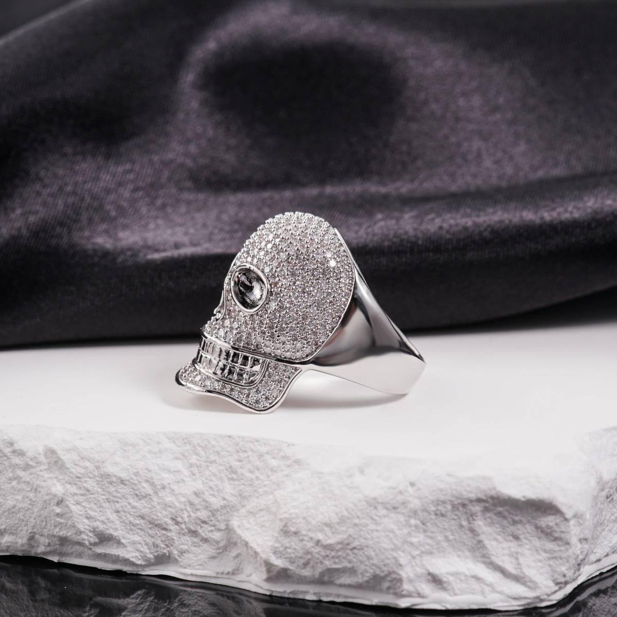 2.8ct Infinite Bone Ring Cool Hip Hop Rock Skull Ring VVS Synthetic Moissanite Ring Jewelry Copper Band