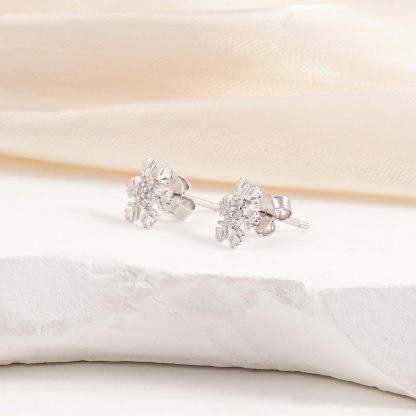 Ice-Out Snowflake Stud Earrings Synthetic Moissanite Earrings Jewelry S925 Frozen Snow Winter Earrings