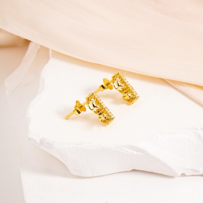 Dazzling USD Stud Earrings VVS Synthetic Moissanite Earrings S925/Copper