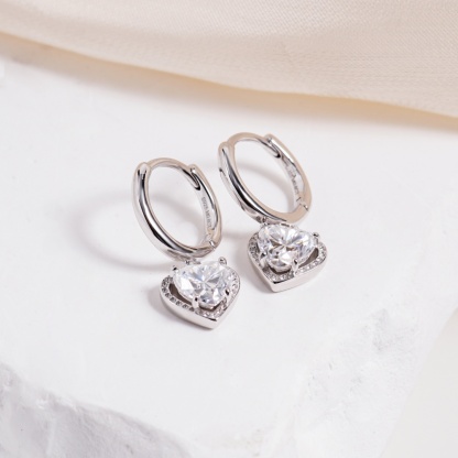 Delzzad Ethereal Love Heart Huggies Earrings Iced-out Heart Dangle Earrings D Color VVS Synthetic Moissanite Earrings Jewelry S925 Dangle Earrings for Women
