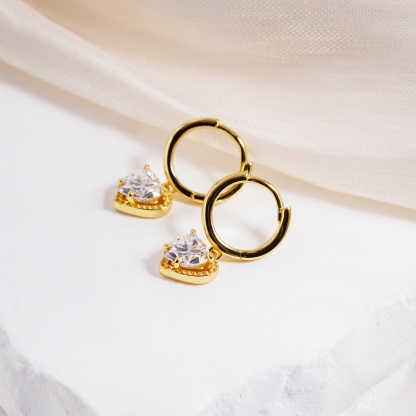 Delzzad Ethereal Love Heart Huggies Earrings Iced-out Heart Dangle Earrings D Color VVS Synthetic Moissanite Earrings Jewelry S925 Dangle Earrings for Women