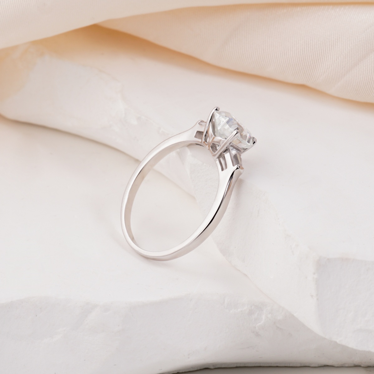 2ct Heart Synthetic Moissanite Engagement Ring S925 Band