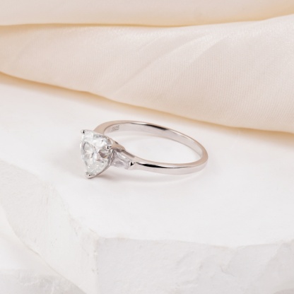 2ct Heart Synthetic Moissanite Engagement Ring S925 Band