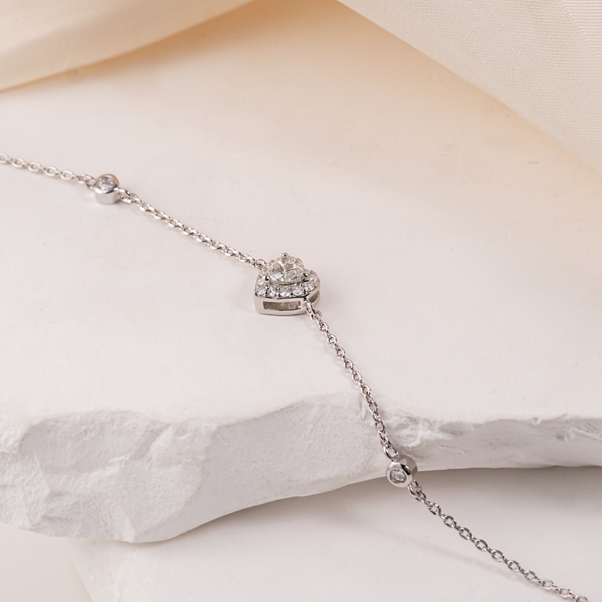 Delzzad Eternal Heart Set Bling Love Heart Bracelet Heart Pendant Necklace Jewelry Set Synthetic Moissanite Necklace Bracelet Jewelry Copper Chain