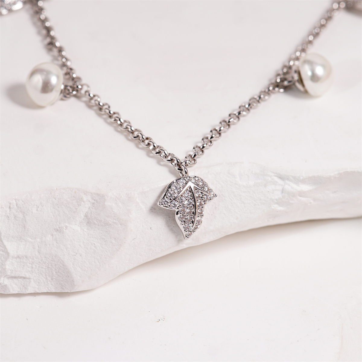 0.6ct Lunar Leaf Trail Anklet Pearl Bloom Anklet Chain Adjustable Anklet Synthetic Moissanite Anklet Jewelry Copper Chain