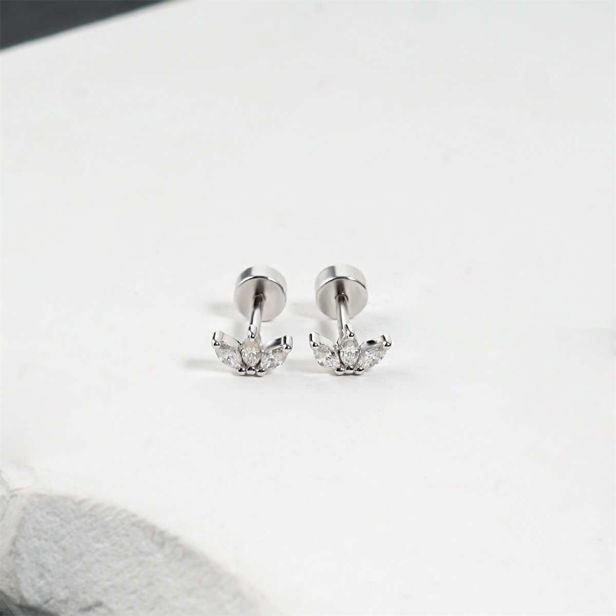 Delzzad Willow Dew Stud Earrings Marquise Crown Stud Earrings Flat Back Earrings Screw-on Synthetic Moissanite Earrings Jewelry S925 Studs