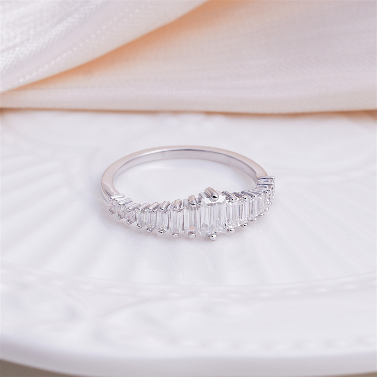 1.1ct Crescendo Ring Art Deco Ring VVS Synthetic Moissanite Ring S925 Band