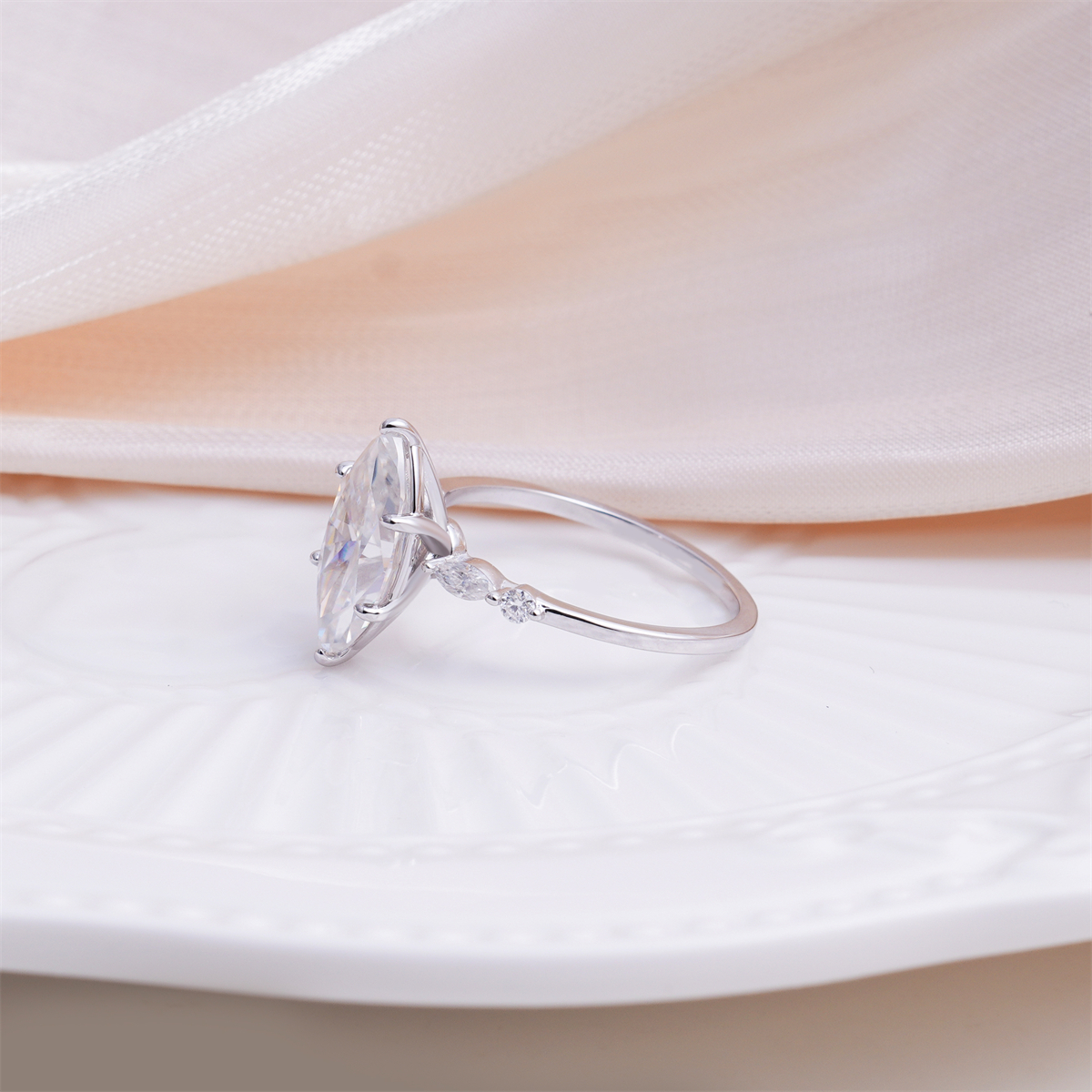 14K Gold-Plated 3.2ct The Everleaf Ring Marquise Engagement Ring Band VVS Synthetic Moissanite Ring Jewelry