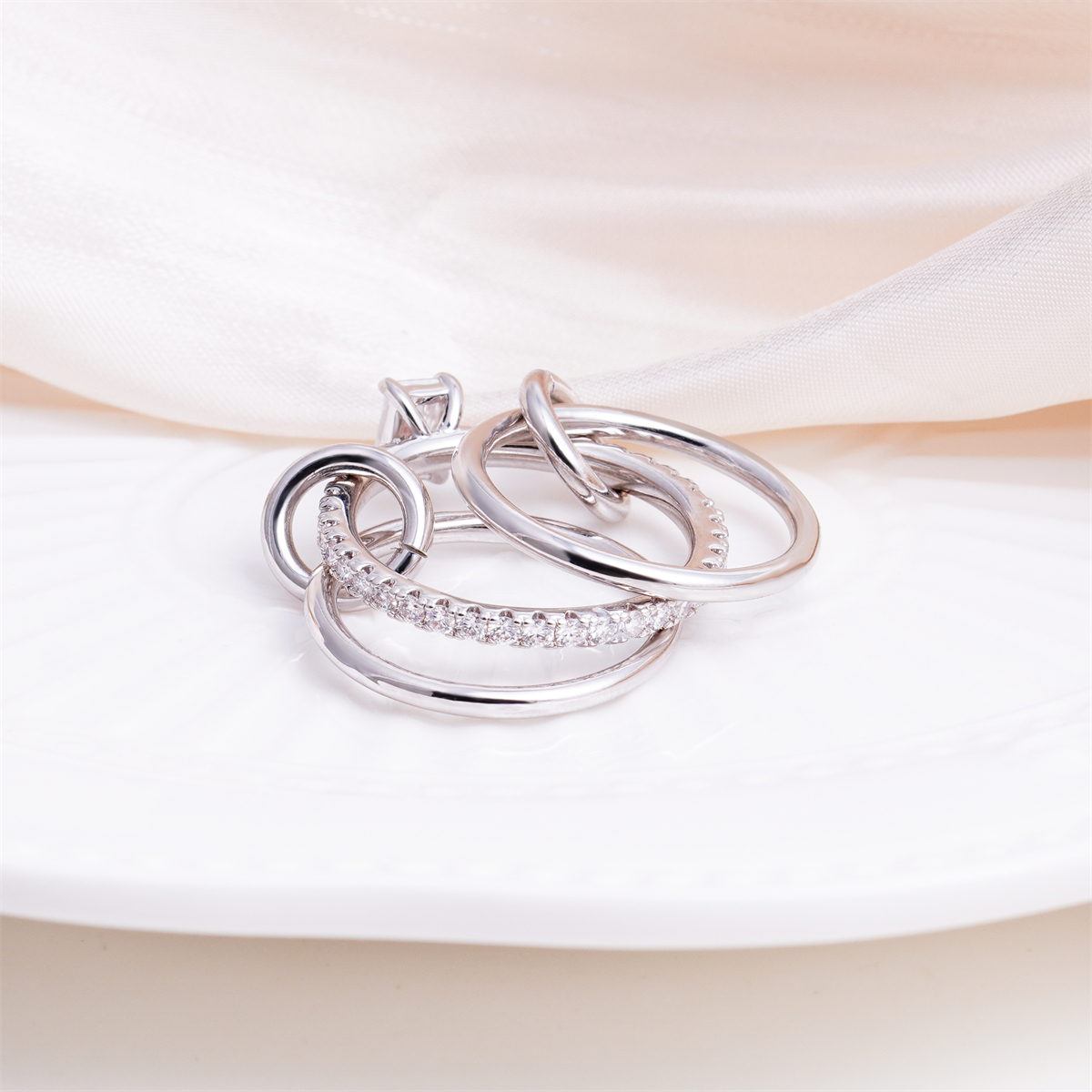 14K Gold-Plated Orbit of Love Ring Link Stacking Ring Band VVS Synthetic Moissanite Ring Jewelry