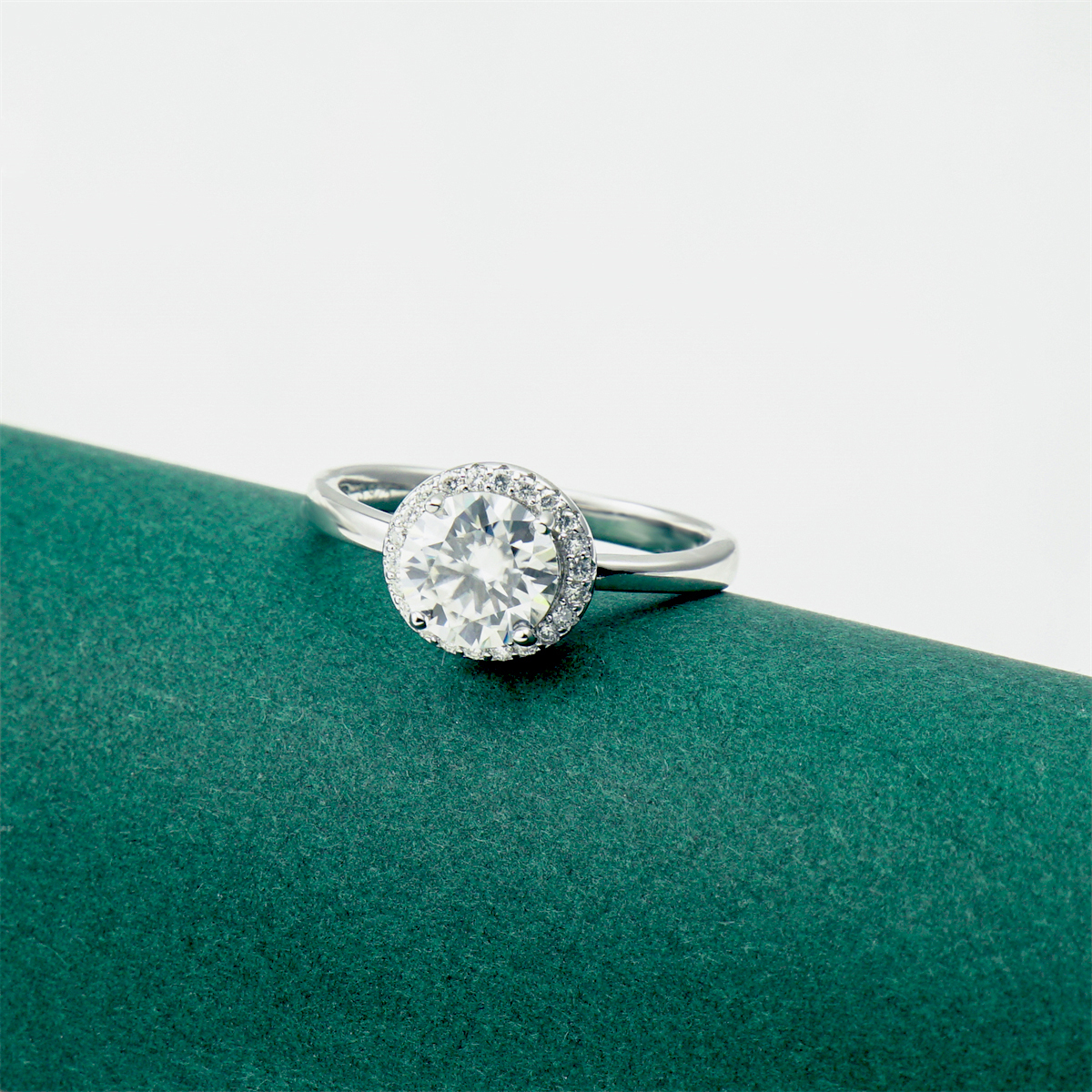 Delzzad Solitaire Halo Ring Lab-Created Moissanite Engagement Ring S925 Sterling Silver Moissanite Jewelry Perfect Gift