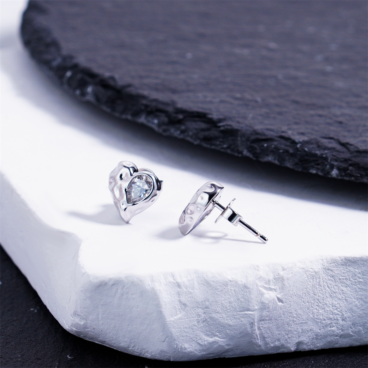 Delzzad Molten Love Stud Earrings Heart Earrings VVS Synthetic Moissanite Earrings Jewelry Copper Studs