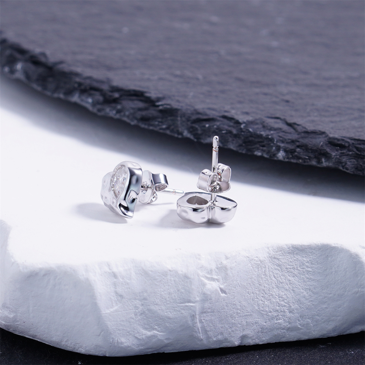 Delzzad Molten Love Stud Earrings Heart Earrings VVS Synthetic Moissanite Earrings Jewelry Copper Studs