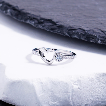 Delzzad 0.3ct Petite Amour Ring EverLove Band Heart Promise Ring VVS Synthetic Moissanite Ring Jewelry Copper Band