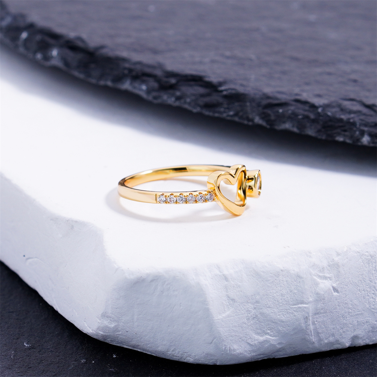 Delzzad 0.3ct Petite Amour Ring EverLove Band Heart Promise Ring VVS Synthetic Moissanite Ring Jewelry Copper Band