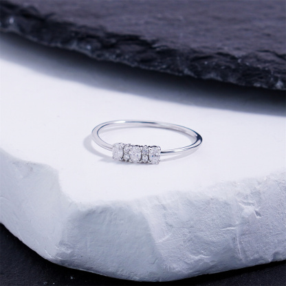 Delzzad 0.2ct Moonlight Pebbles Ring Oval Ring Band VVS Synthetic Moissanite Ring Jewelry Copper Band