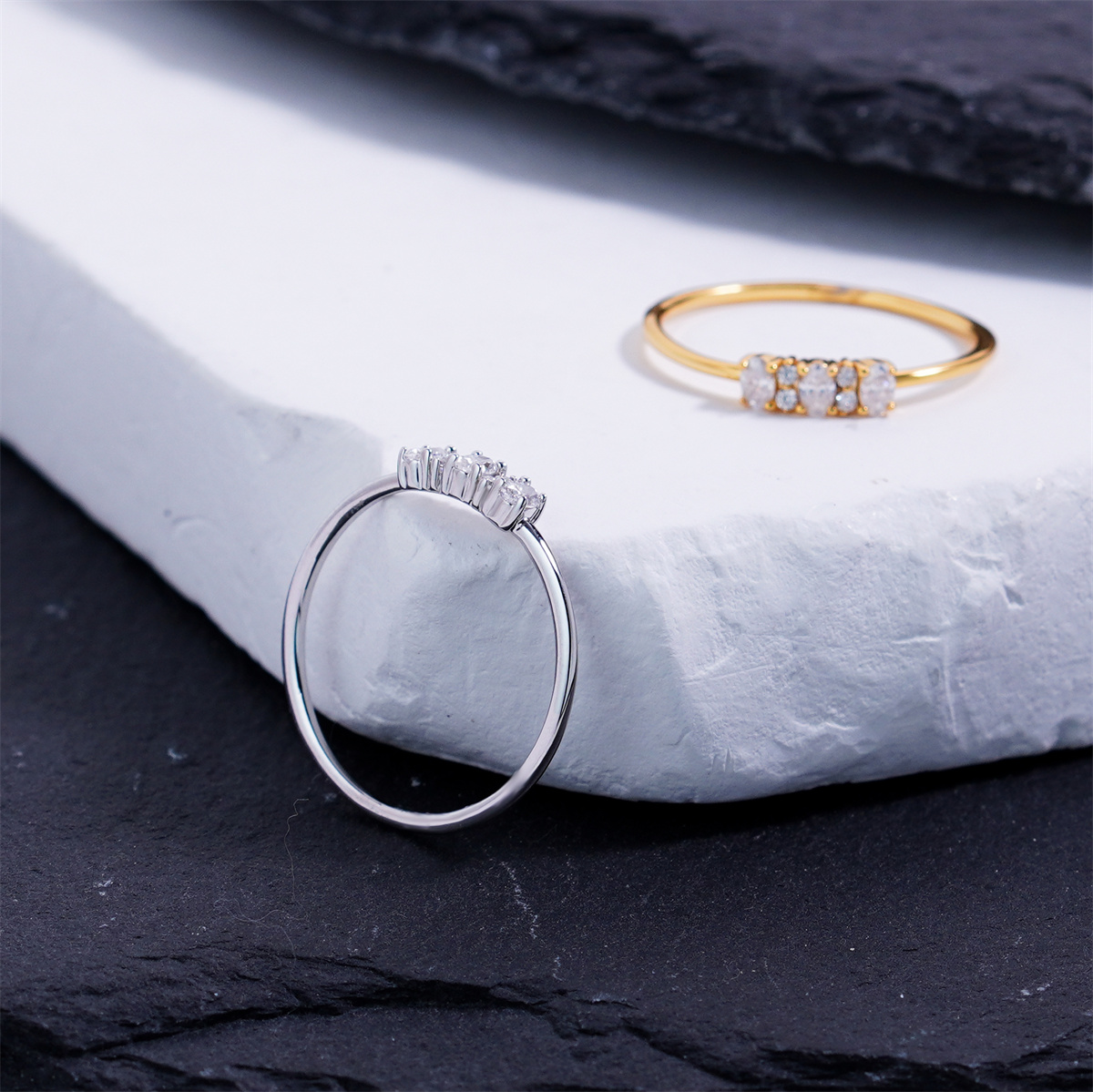 Delzzad 0.2ct Moonlight Pebbles Ring Oval Ring Band VVS Synthetic Moissanite Ring Jewelry Copper Band