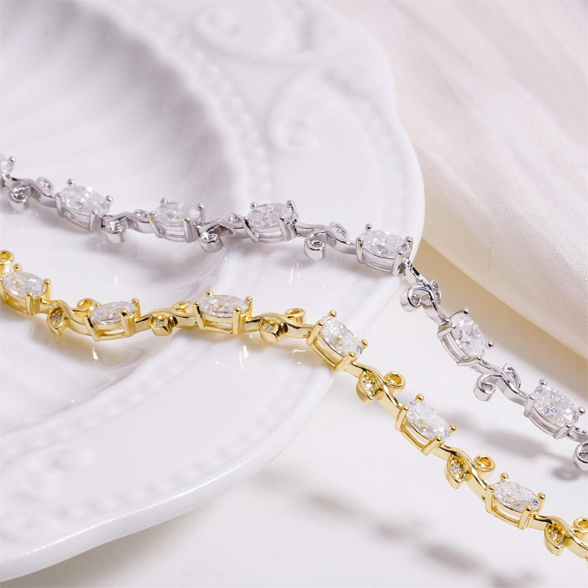 Laurel of Love Bracelet Floral Tennis Bracelet Synthetic Moissanite Bracelet Jewelry Copper Chain