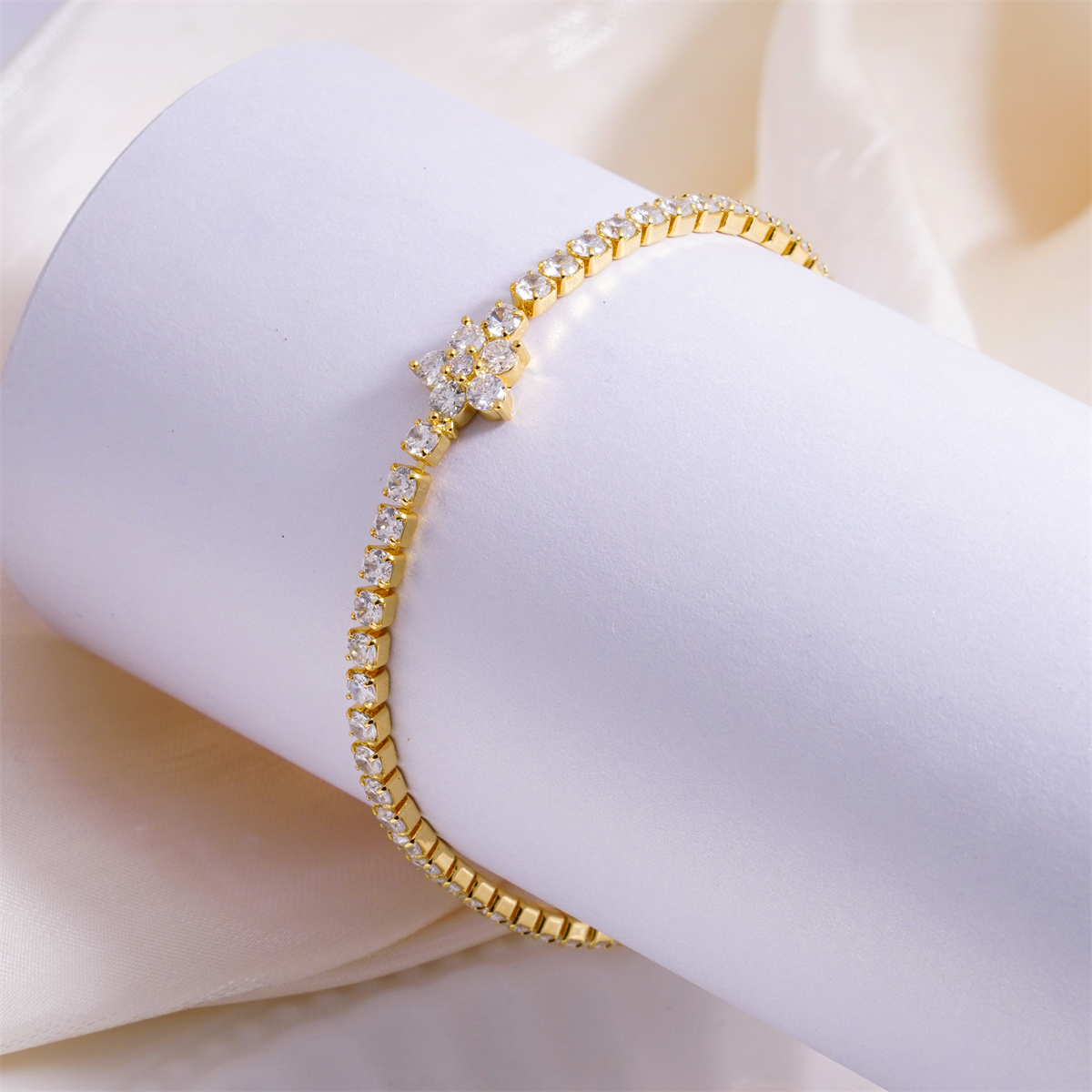 0.6ct Petal On the Stream Bracelet Flower Tennis Bracelet Synthetic Moissanite Bracelet Jewelry Copper Chain