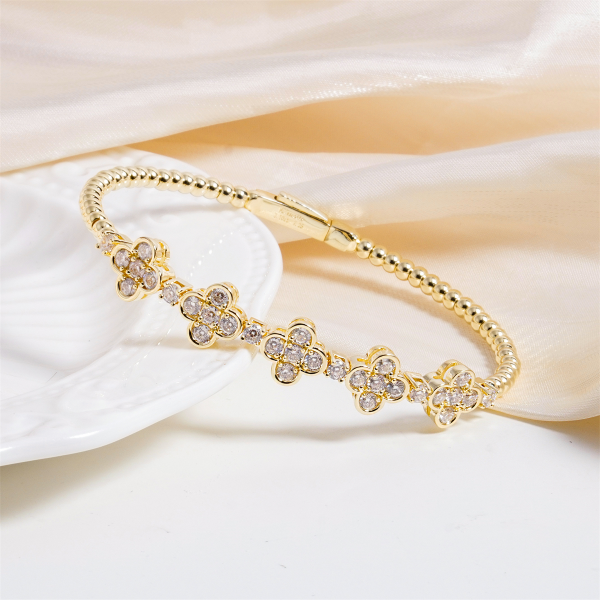 3ct Baroque Beaded Whisper Bangle Clover Bracelet VVS Synthetic Moissanite Bracelet Bangle Copper Chain