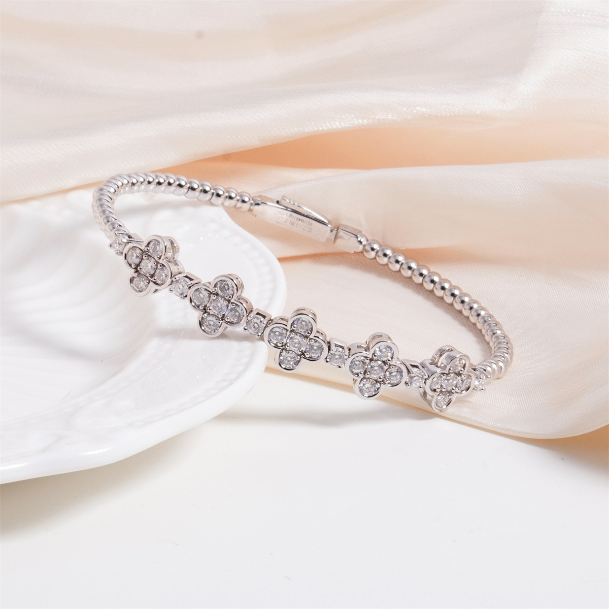 3ct Baroque Beaded Whisper Bangle Clover Bracelet VVS Synthetic Moissanite Bracelet Bangle Copper Chain