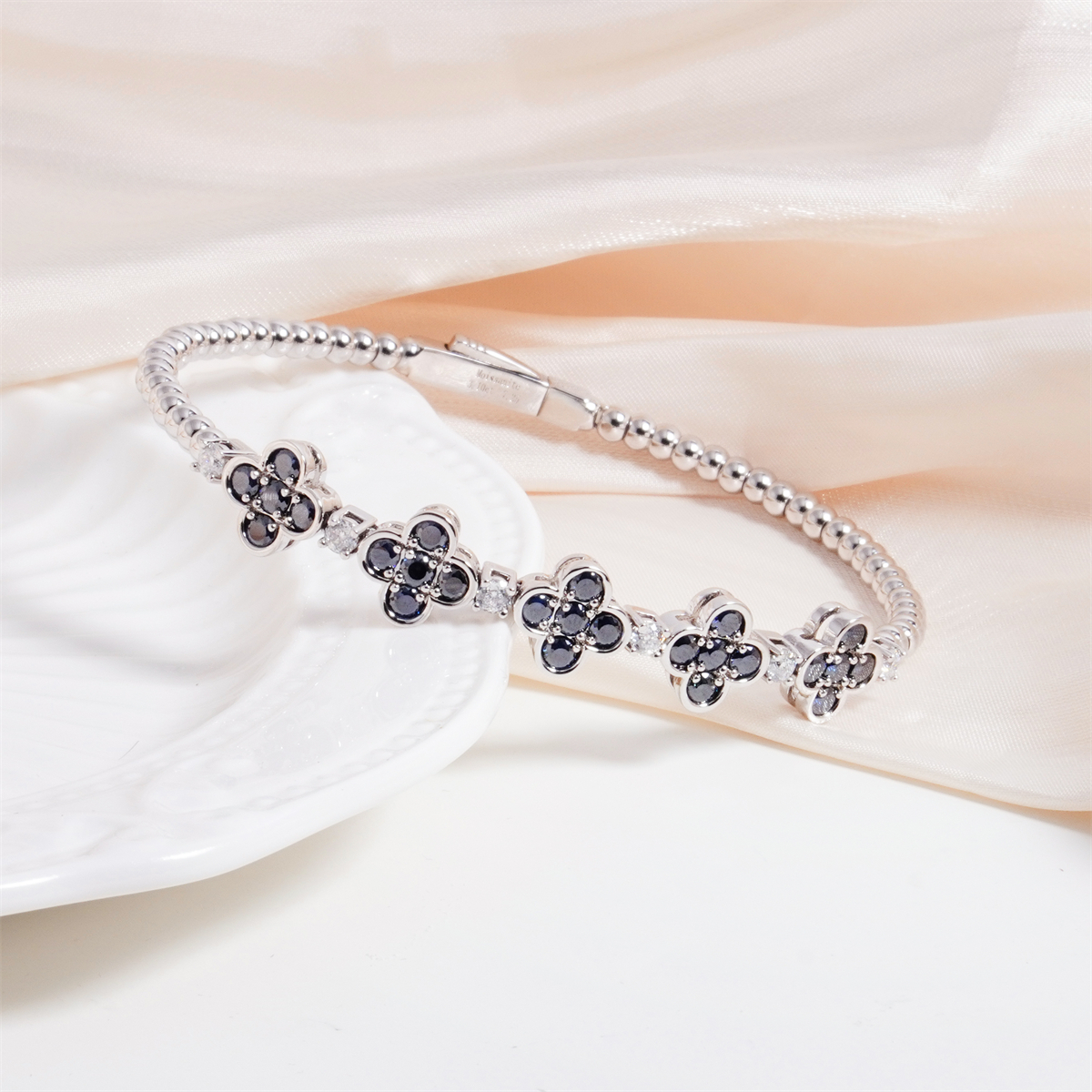 3ct Baroque Beaded Whisper Bangle Clover Bracelet VVS Synthetic Moissanite Bracelet Bangle Copper Chain