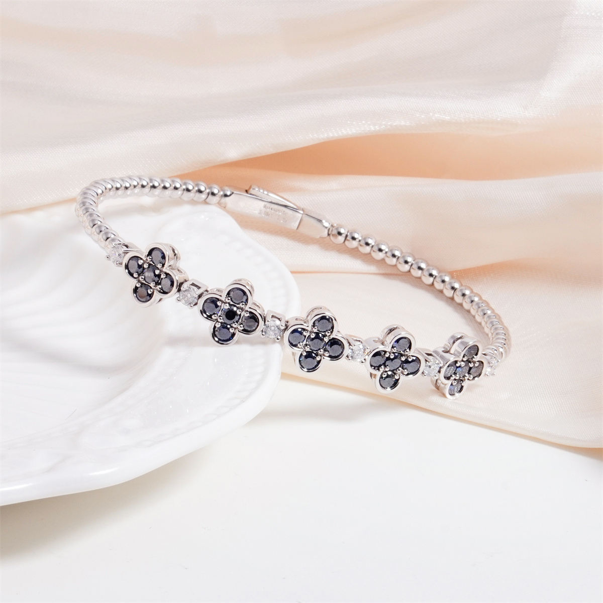 3ct Baroque Beaded Whisper Bangle Clover Bracelet VVS Synthetic Moissanite Bracelet Bangle Copper Chain