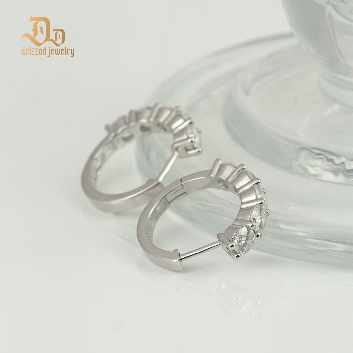 Delzzad S925 Synthetic Moissanite Hip Hop Twinkling Clip on Hoop Earrings St Valentine's Day Gifts for Men Women