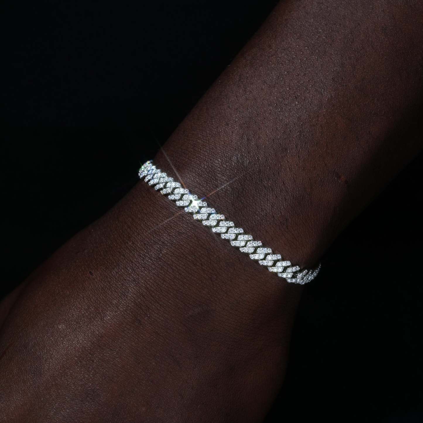 925S & VVS Moissanite 6.5MM Prong Cuban Bracelet
