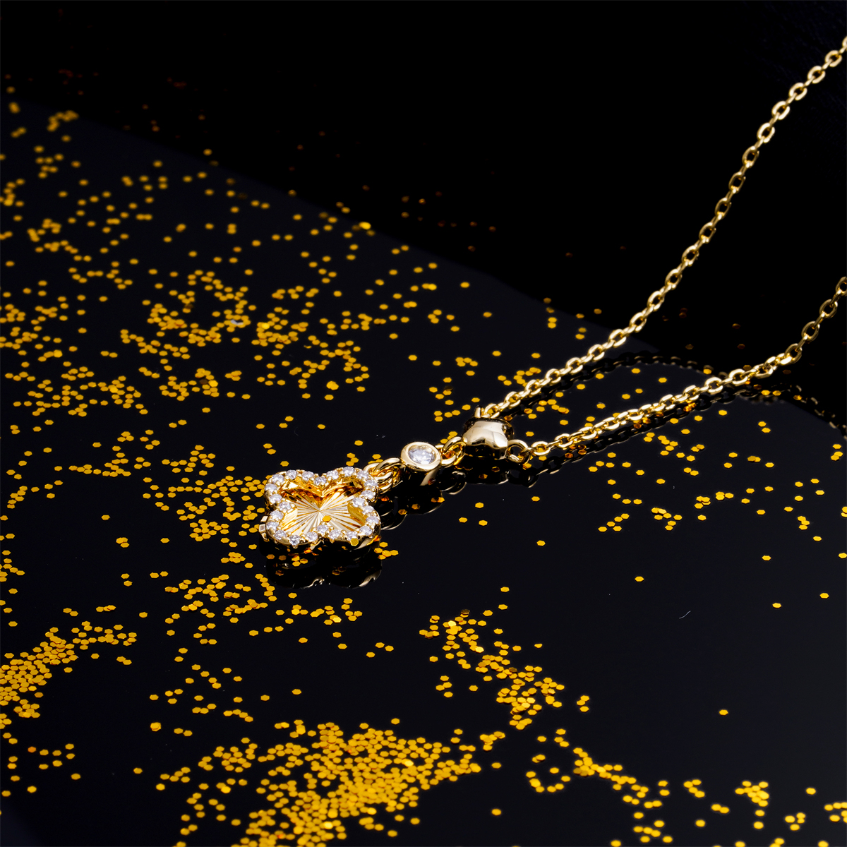 【Aura of Solis】Delzzad Halo Clover Necklace Four-Leaf Dangle Earrings VVS Synthetic Moissanite Pendant Earrings Jewelry Set Copper Chain