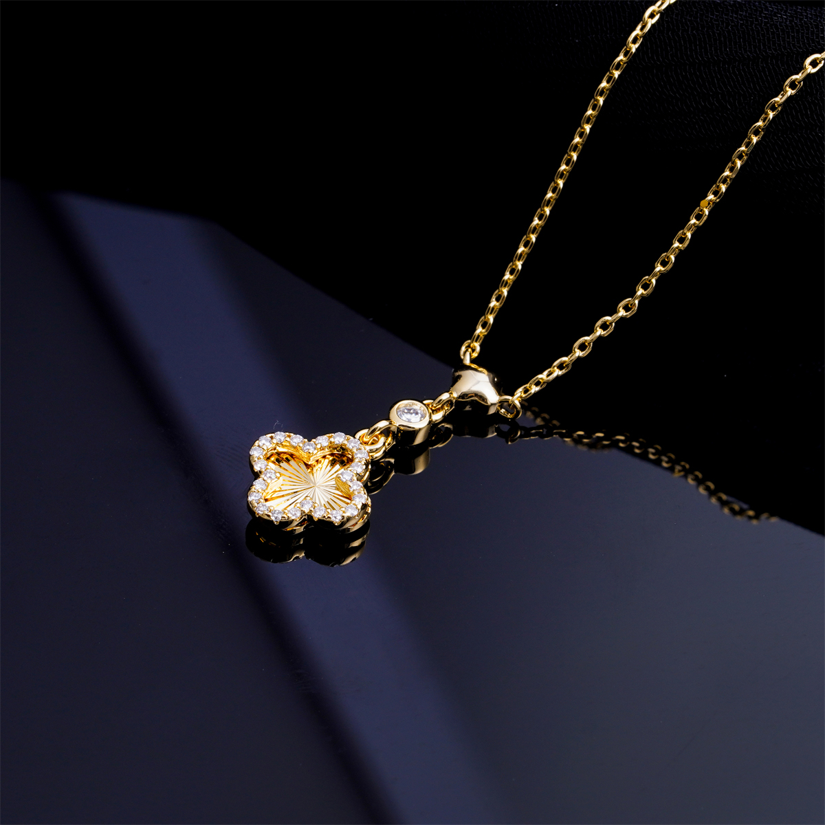 【Aura of Solis】Delzzad Halo Clover Necklace Four-Leaf Dangle Earrings VVS Synthetic Moissanite Pendant Earrings Jewelry Set Copper Chain