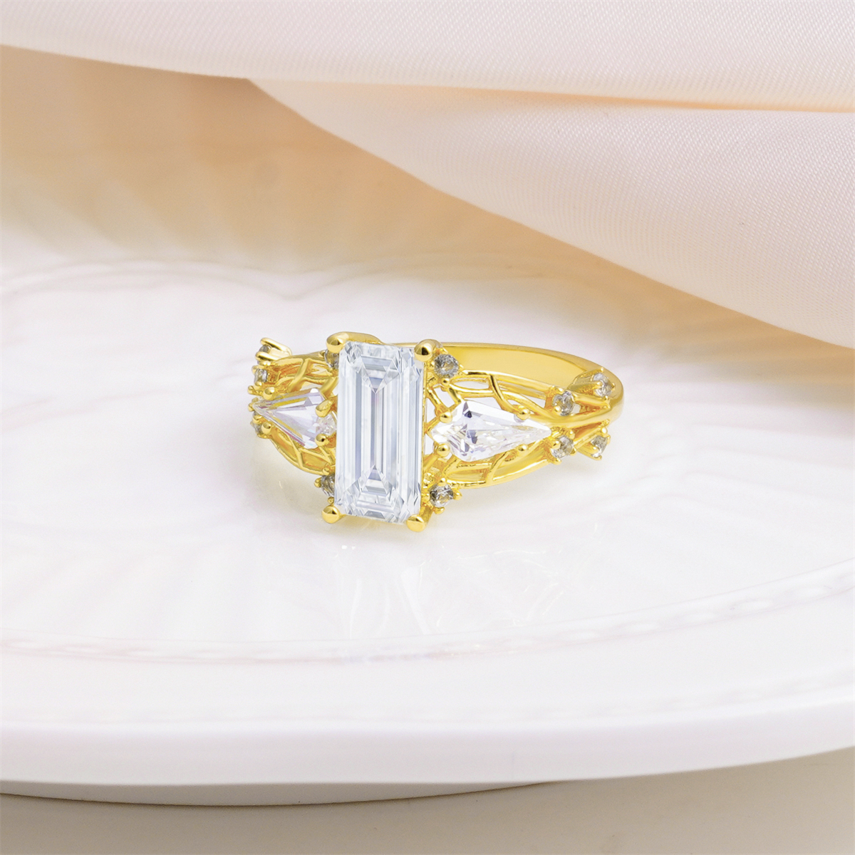 14K Gold-Plated The Phoenix Vestige Ring Elysian Lattice Band Ring VVS Synthetic Moissanite Ring Jewelry