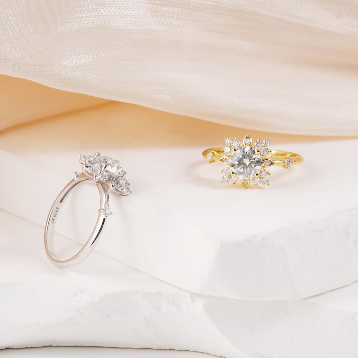 1ct Starburst Ring Daisy Cluster Band Ring VVS Synthetic Moissanite Ring Jewelry S925 Band