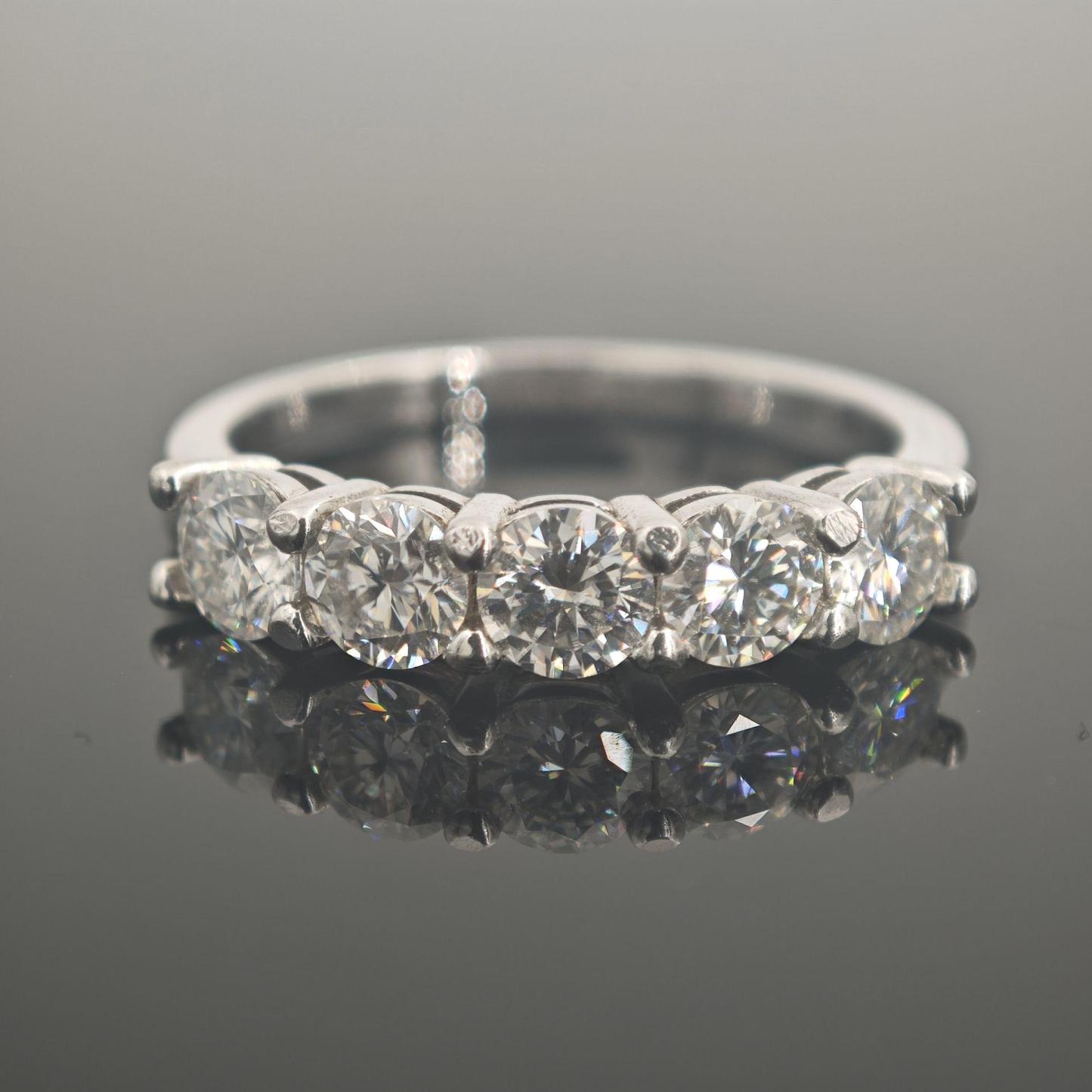 1.5ct D Color S925 VVS Clarity Round Synthetic Moissanite Half Eternity Stacking Band