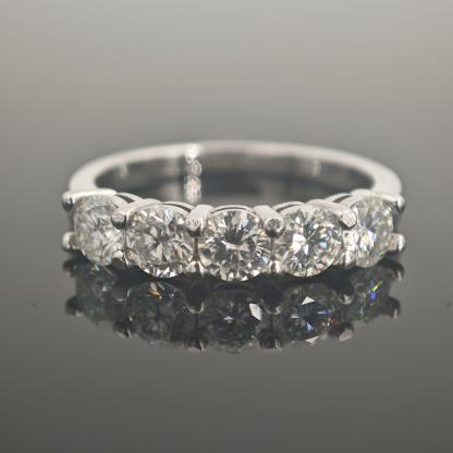 1.5ct D Color S925 VVS Clarity Round Synthetic Moissanite Half Eternity Stacking Band