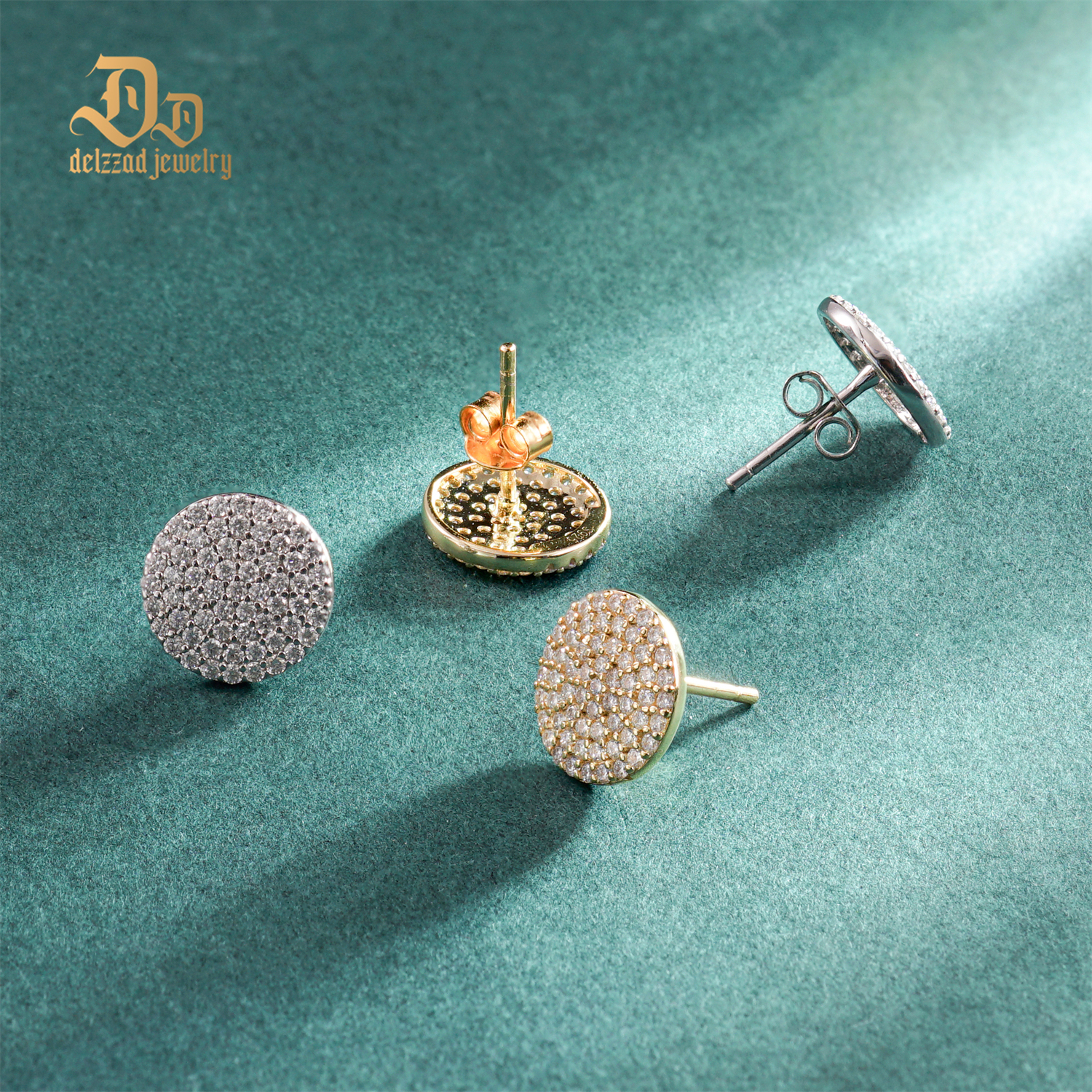 ICYCOIN Round Cluster Stud Earrings 925S & VVS Moissanite