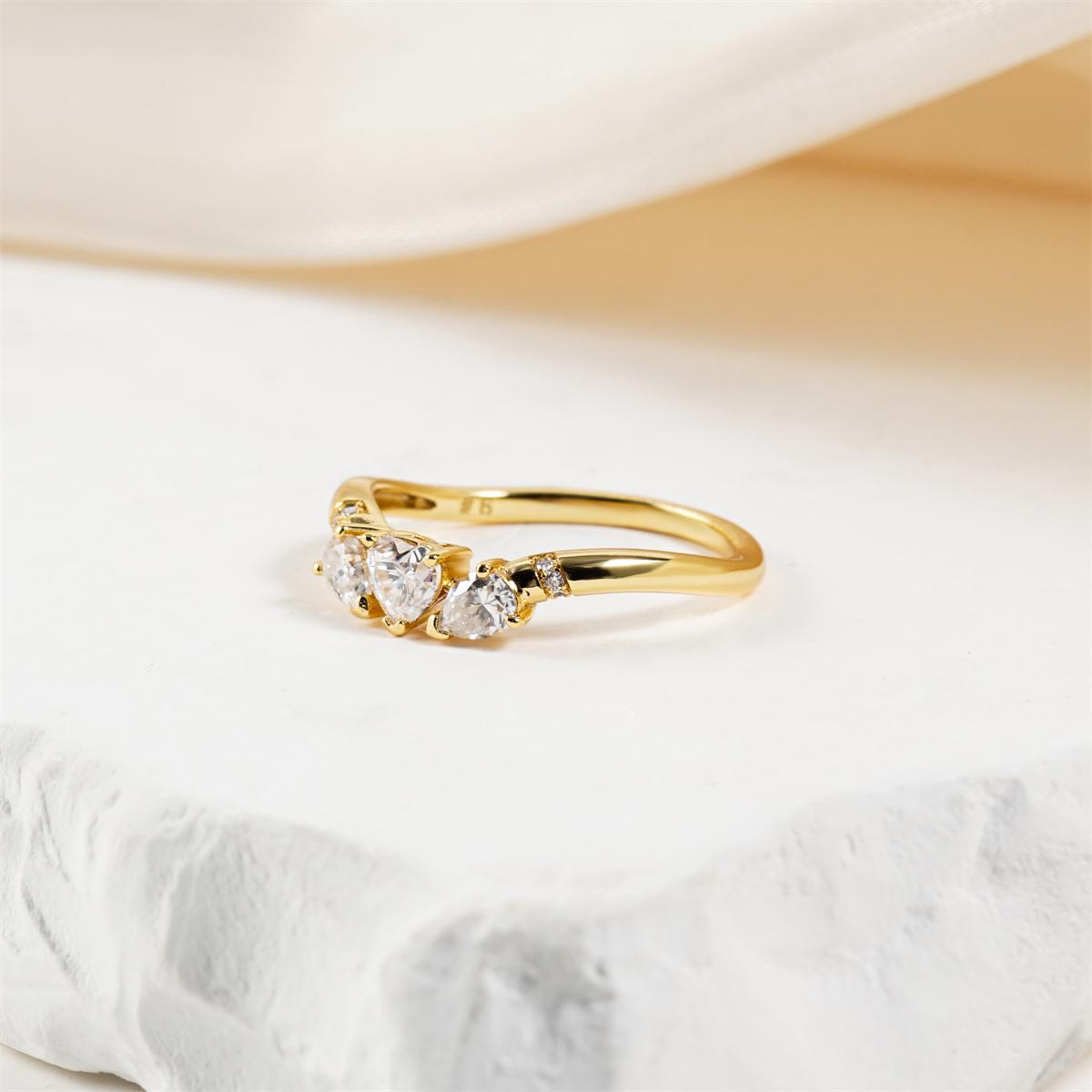 0.9ct Golden Triad of Love Ring VVS Synthetic Moissanite Ring Jewelry Copper Band