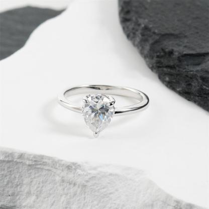 1.8ct Serene Tear Ring Classic Solitaire Pear Cut Prong Engagement Ring VVS Synthetic Moissanite Ring Jewelry Copper Band