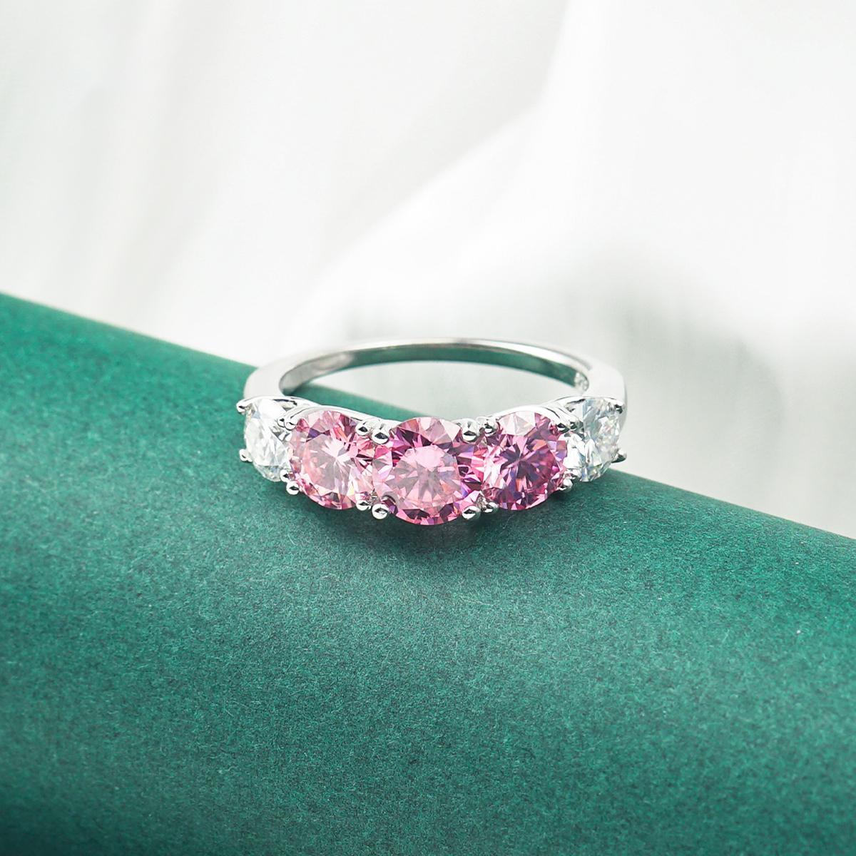 Delzzad 3.6ct Pink and White Round Synthetic Moissanite Wedding Band S925