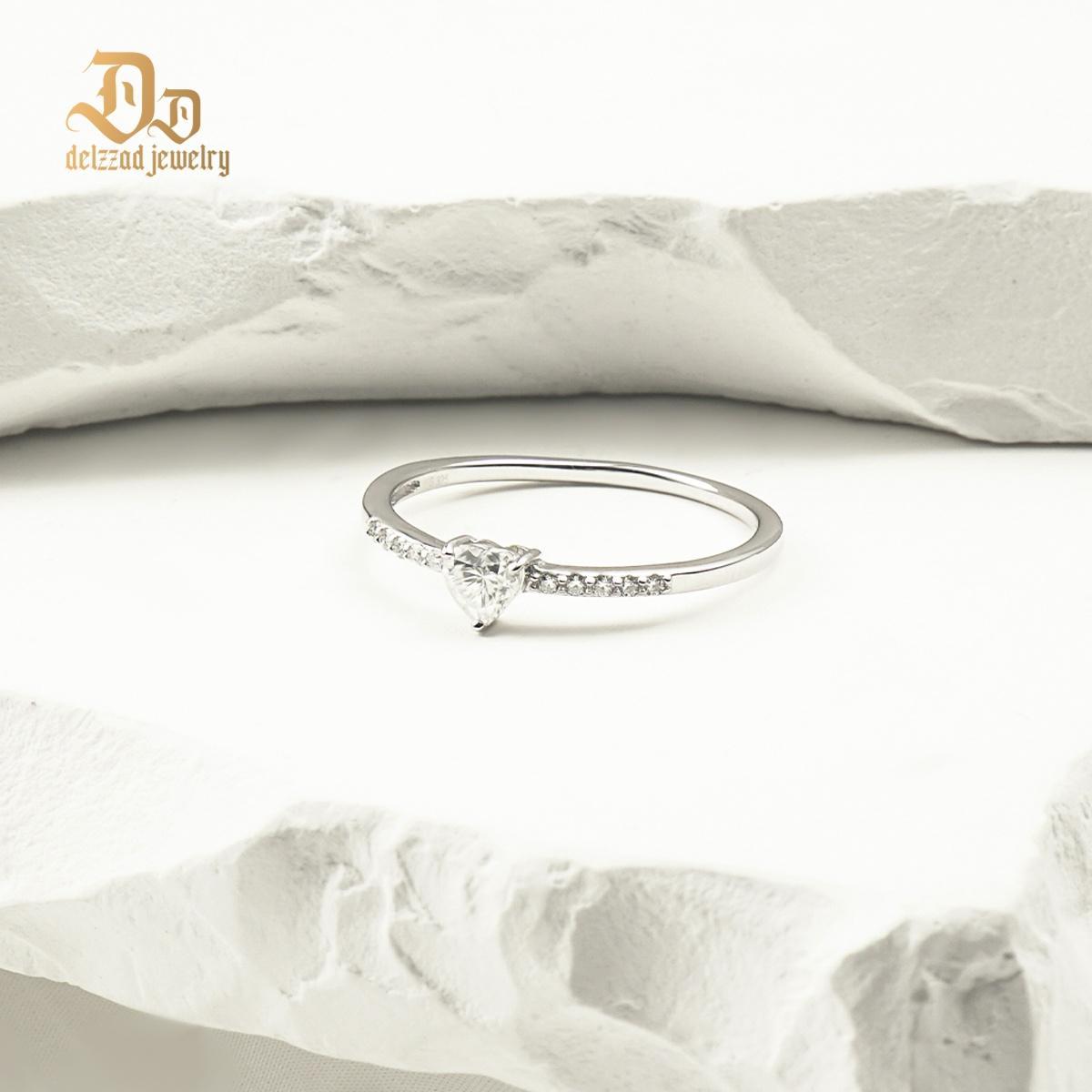 Delzzad Chic Iced Out Heart Ring Band D Color VVS Synthetic Moissanite S925 Women Ring Perfect for Engagement Wedding Anniversary Valentine's Day Gifts