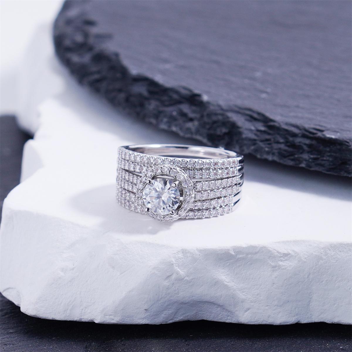 Delzzad 1.9ct The Radiant Eras Ring Halo Engagement Ring Bridal Wedding Promise Ring VVS Synthetic Moissanite Ring Jewelry Copper Band