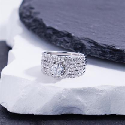 Delzzad 1.9ct The Radiant Eras Ring Halo Engagement Ring Bridal Wedding Promise Ring VVS Synthetic Moissanite Ring Jewelry Copper Band