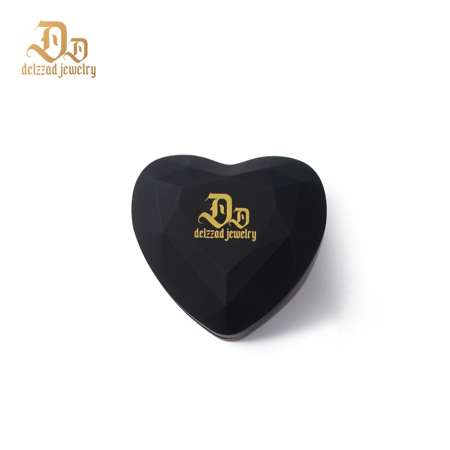 Delzzad Luxury Love Heart Jewelry Gift Box with Light Surprise Ring Heart Box Earrings Jewelry Box Christmas Gift Birthday Halloween Valentine's Day Thanksgiving Day Mother's Day Jewelry Present Box(Box Only)