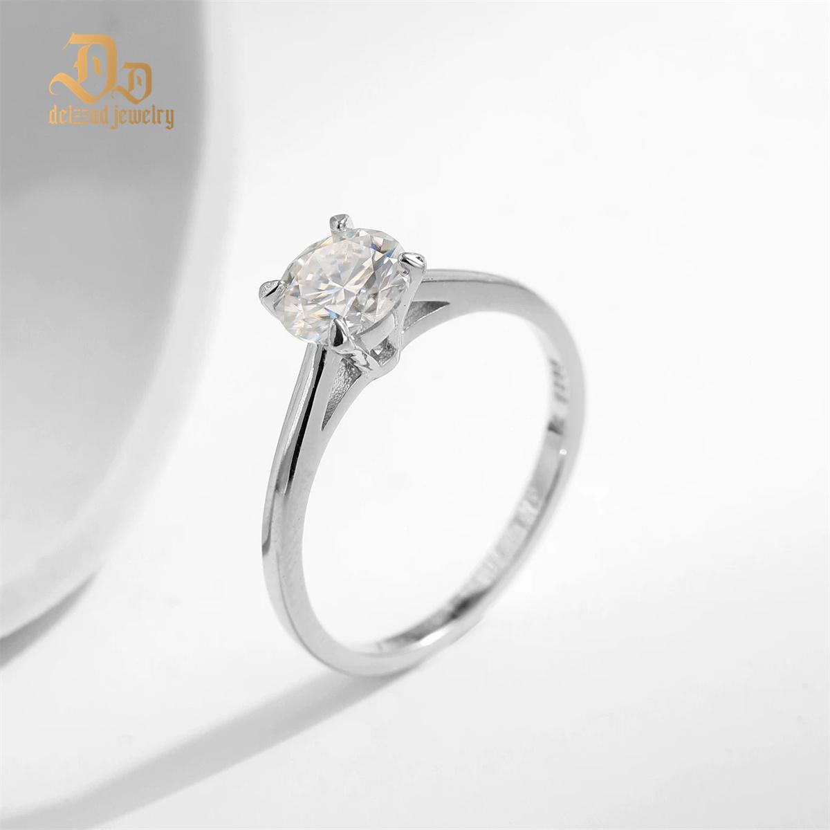 Delzzad S925 1-2ct Round VVS Synthetic Moissanite Solitaire Four-Prong Ring Band Engagement Wedding Valentine's Day Gifts For Her